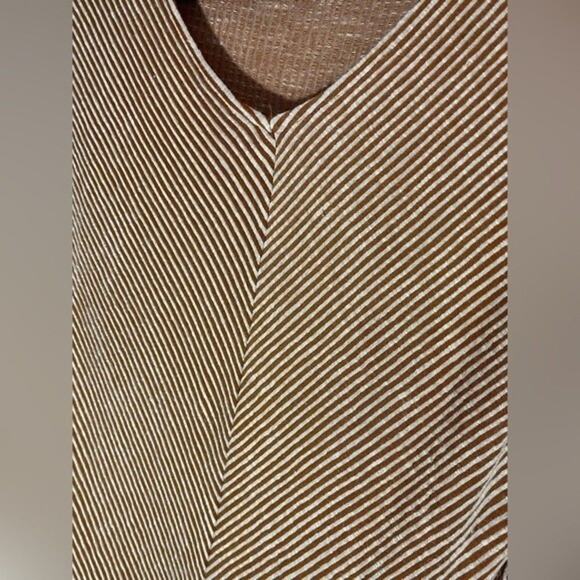 Gyft Orange & White Striped Tie Hem 3/4 Sleeve Top Size M - Picture 4 of 7